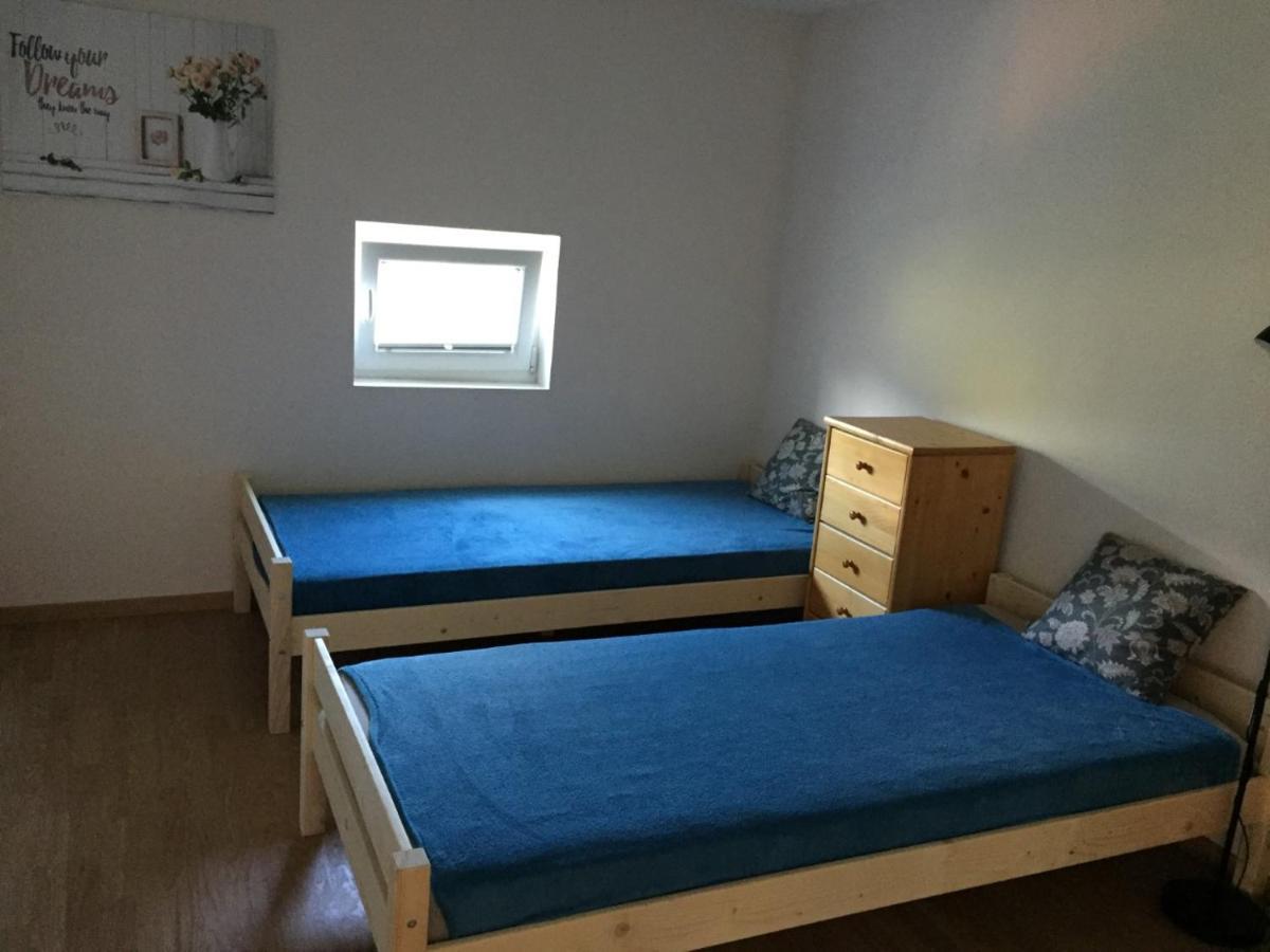 Hillside Bio Resort Apartment With Mountain View 皮瑞伯德 外观 照片